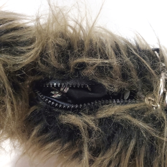 Yorkshire Terrior Puppy Love Purse by KGB - Picture 10 of 16